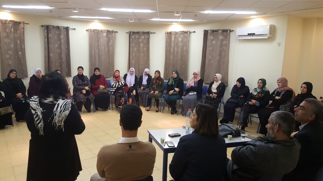 كفرقاسم :  تخريج الفوج الثالث من تأهيل النساء والعمل بمشاركة اكثر من 40 امراة من نساء كفر قاسم .